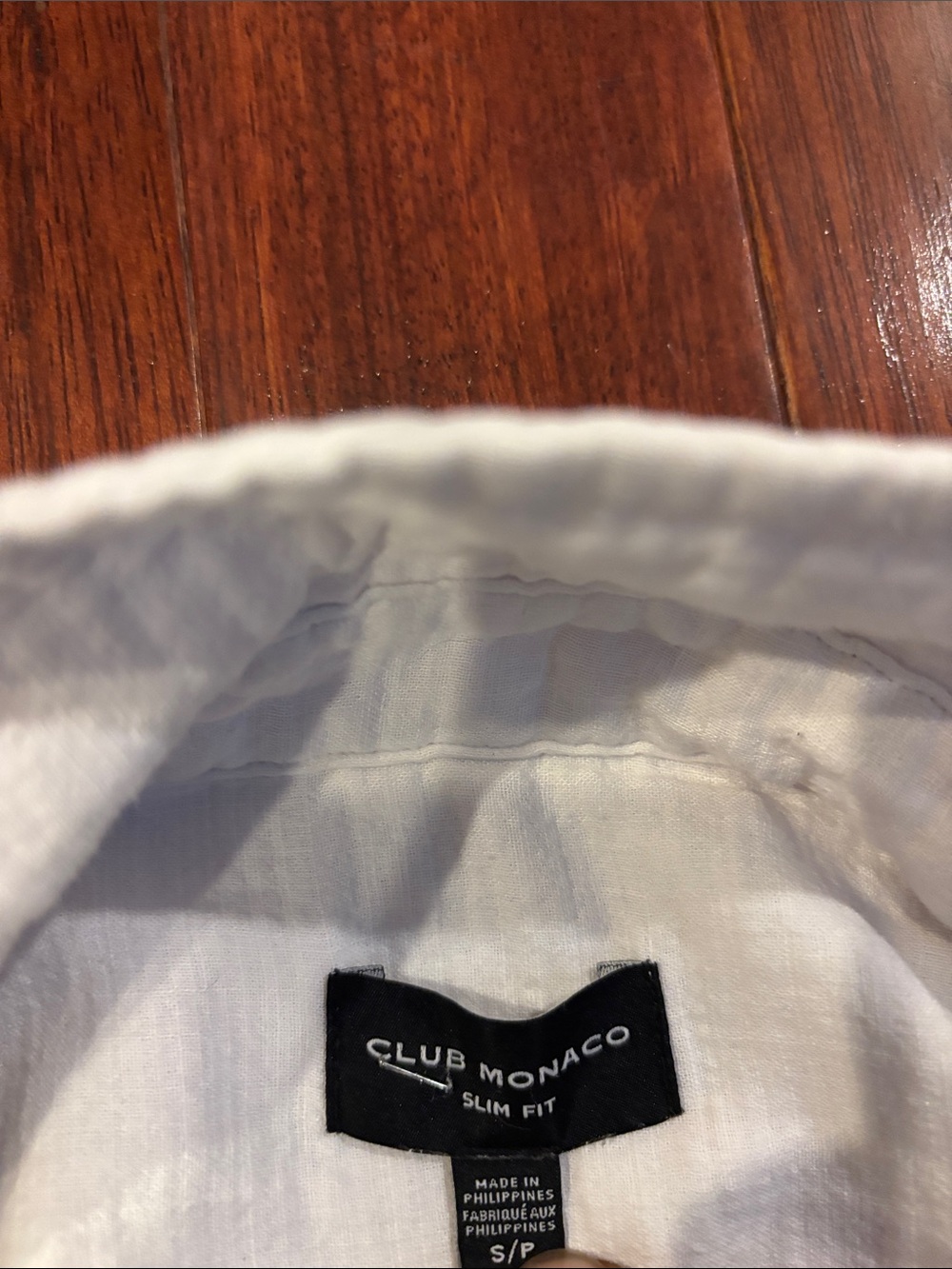 Club Monaco Men's White Casual Button-Down Shirt - Picture 2 of 7